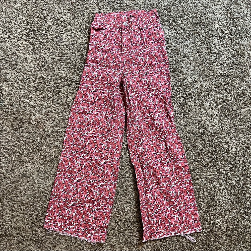 H&M Floral Jeans!